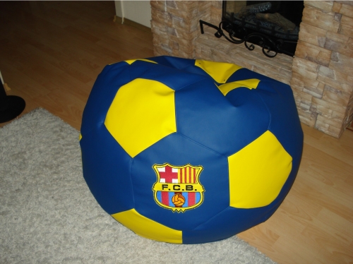 Кресло-мяч с вышивкой F.C.B
